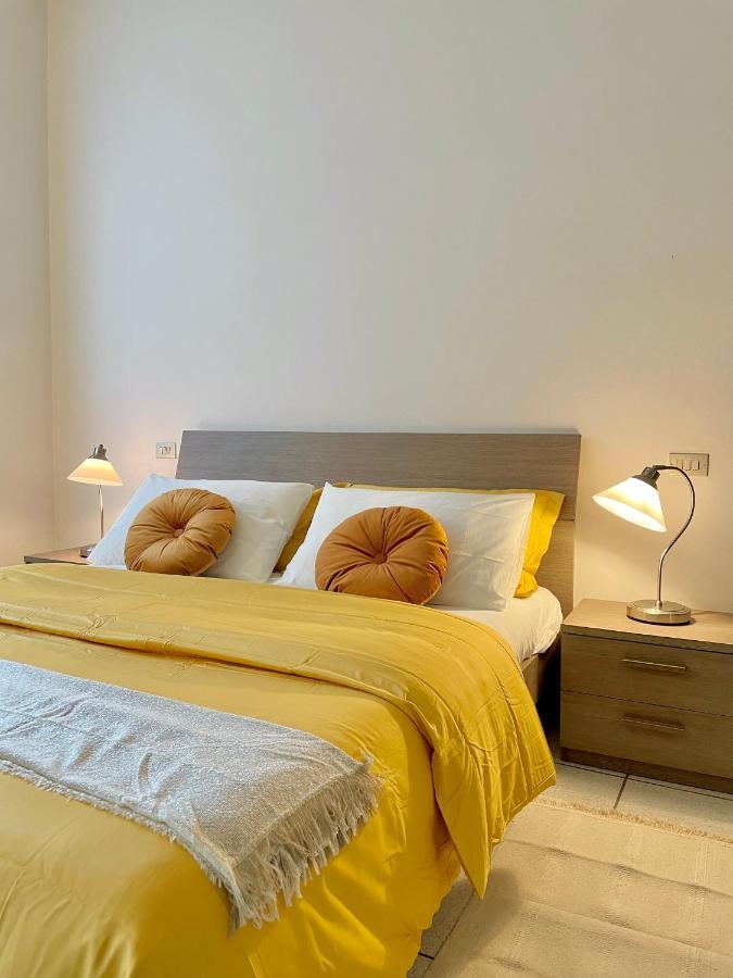 Apartmán Homiesam - Yellow Dream & City Life Milán Exteriér fotografie